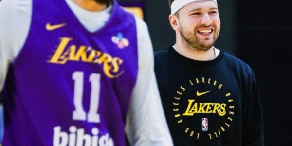 湖人备战季后赛！詹皇加练三种武器，布朗尼扮华子