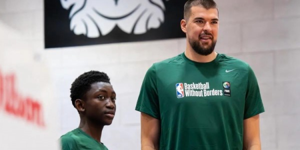 祖巴茨：喜欢和年轻人分享我的经验 这让我很有成就感