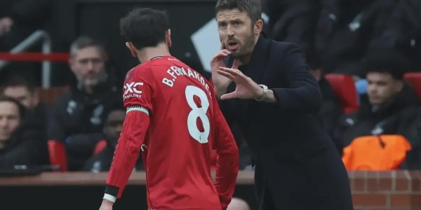 开云网页-再留一年！曼联有意提前续约B费 他仍是红魔建队核心