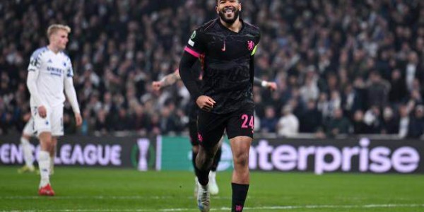 切尔西新签一名“中场”？名宿力荐詹队回归三狮