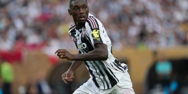 都体：尤文与巴黎就穆阿尼的转会深入谈判，这笔交易预计很快完成