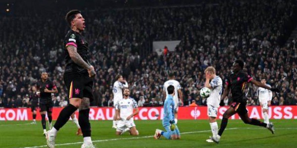 切尔西新签一名“中场”？名宿力荐詹队回归三狮